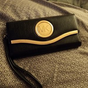 mk wallet